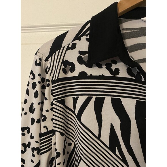 Nygard plus size blouse black and white abstract button up size 2X - Picture 5 of 8